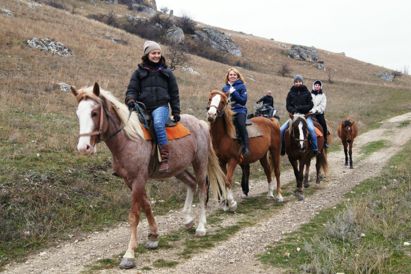 Прогулки на лошадях в Бахчисарае