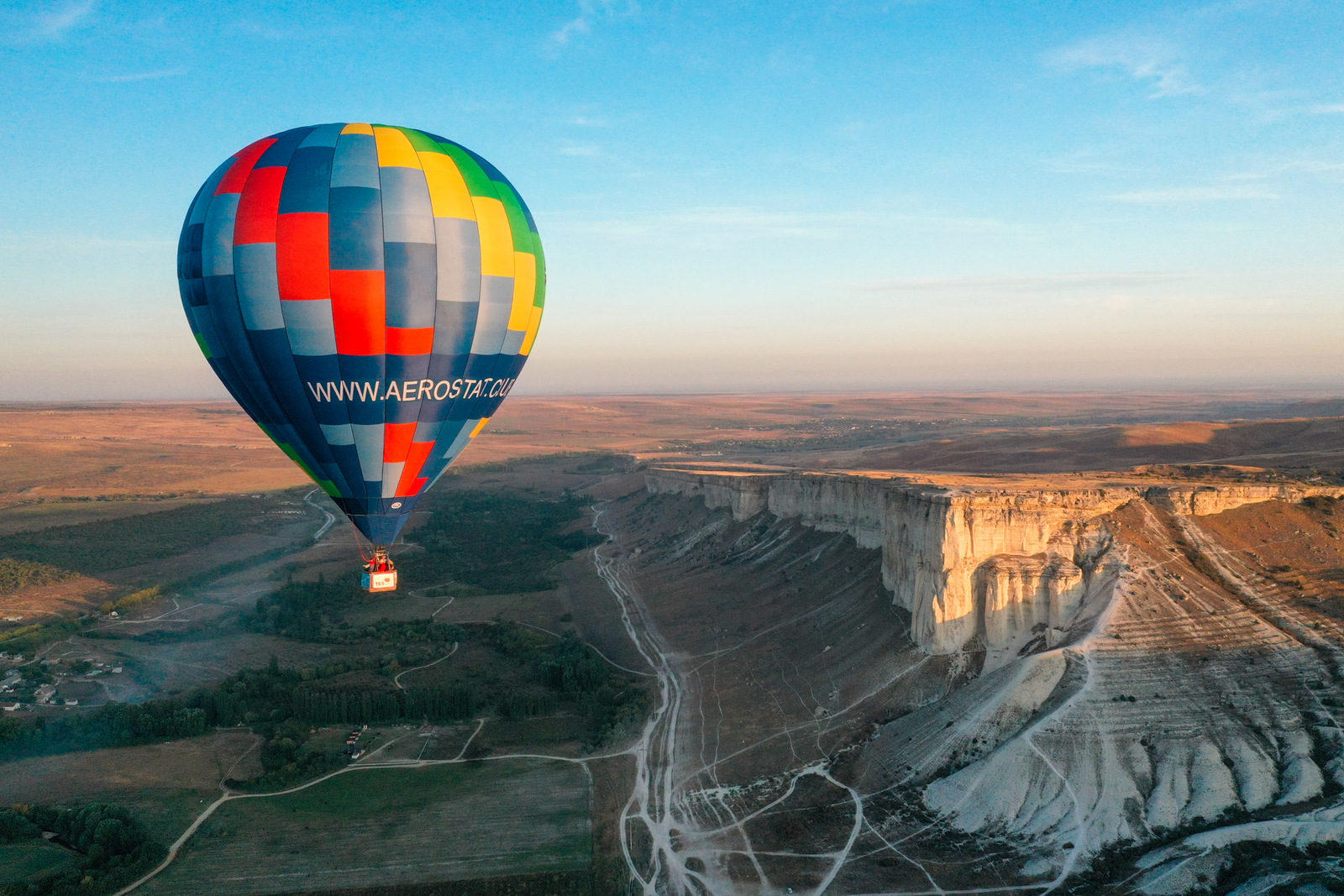 Прогулка на воздушном шаре: как проходит и почему такая стоимость?